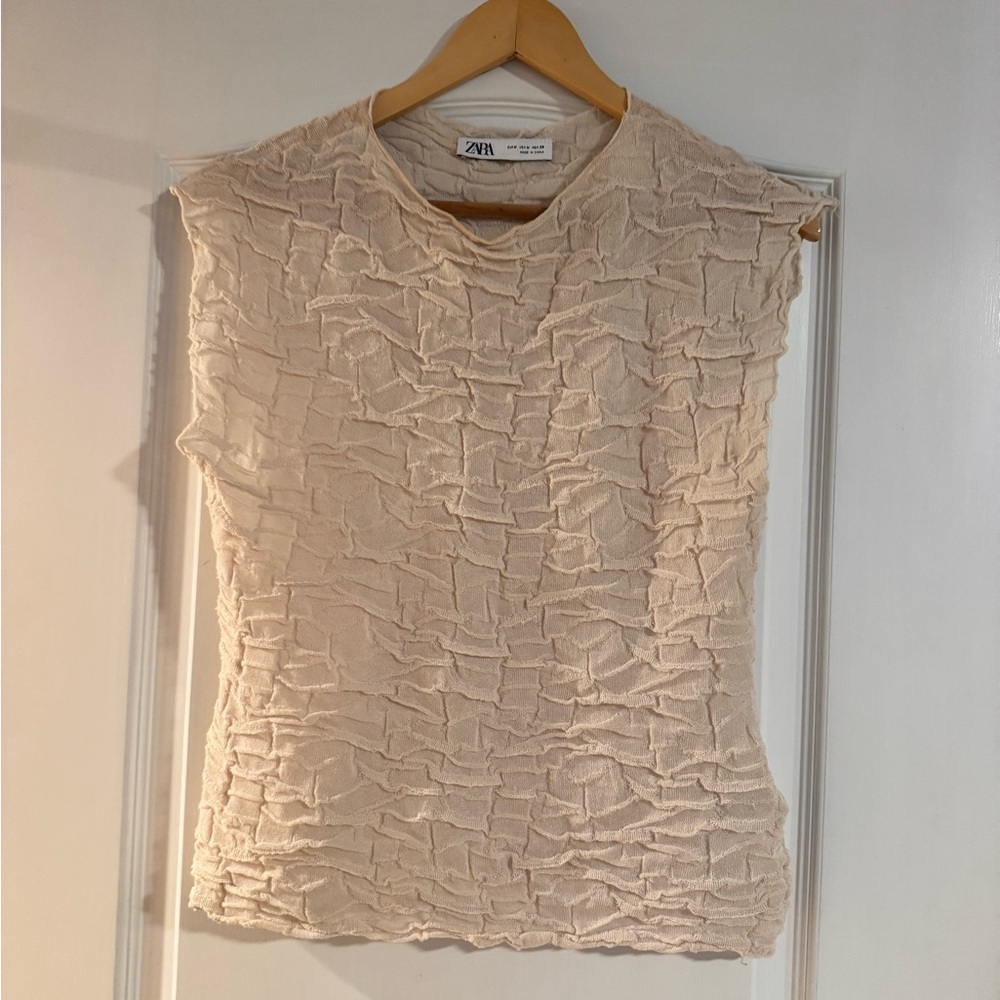 Zara Beige Textured Sleeveless Top - Picture 2 of 3